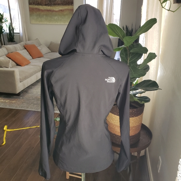 THE NORTH FACE NIMBLE HOODIE WOMEN'S - Picture 4 of 9